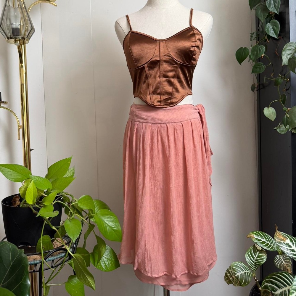 City DKNY Pink 100% Silk Wrap Skirt Tie Waist Flowy Boho Size 10